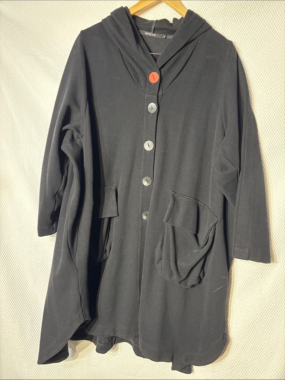 Grizas Sz L Hooded Button-Front Cape with Accent Button Tulip Hemline Pockets